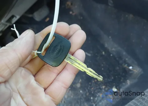 2013 Toyota Tacoma из США, поврежденный, VIN 5TFNX4CN1DX019234